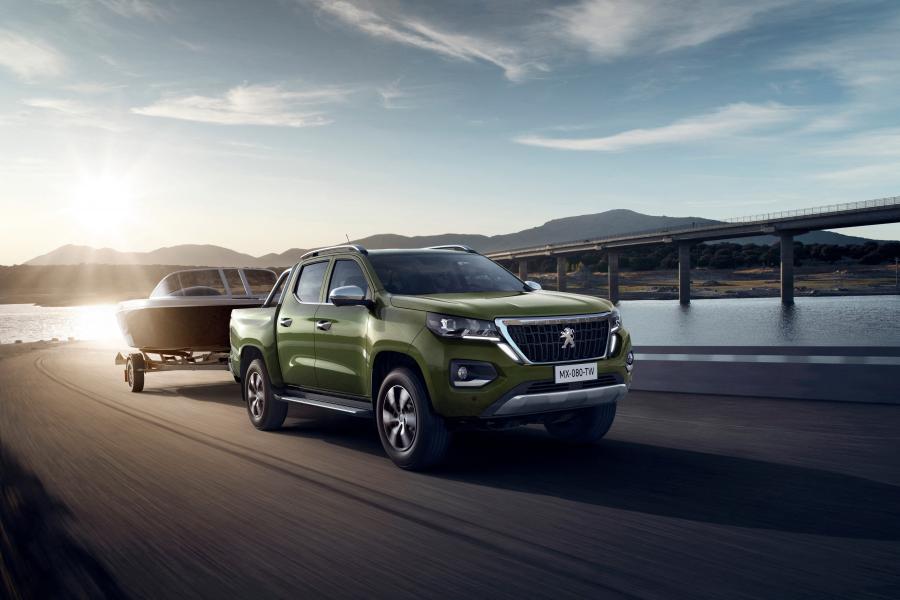  Peugeot Landtrek Multipurpose Double Cab 2020 года  (фото 4 из 23)